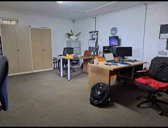 469M² WAREHOUSE RENTED IN GANTS PLAZA